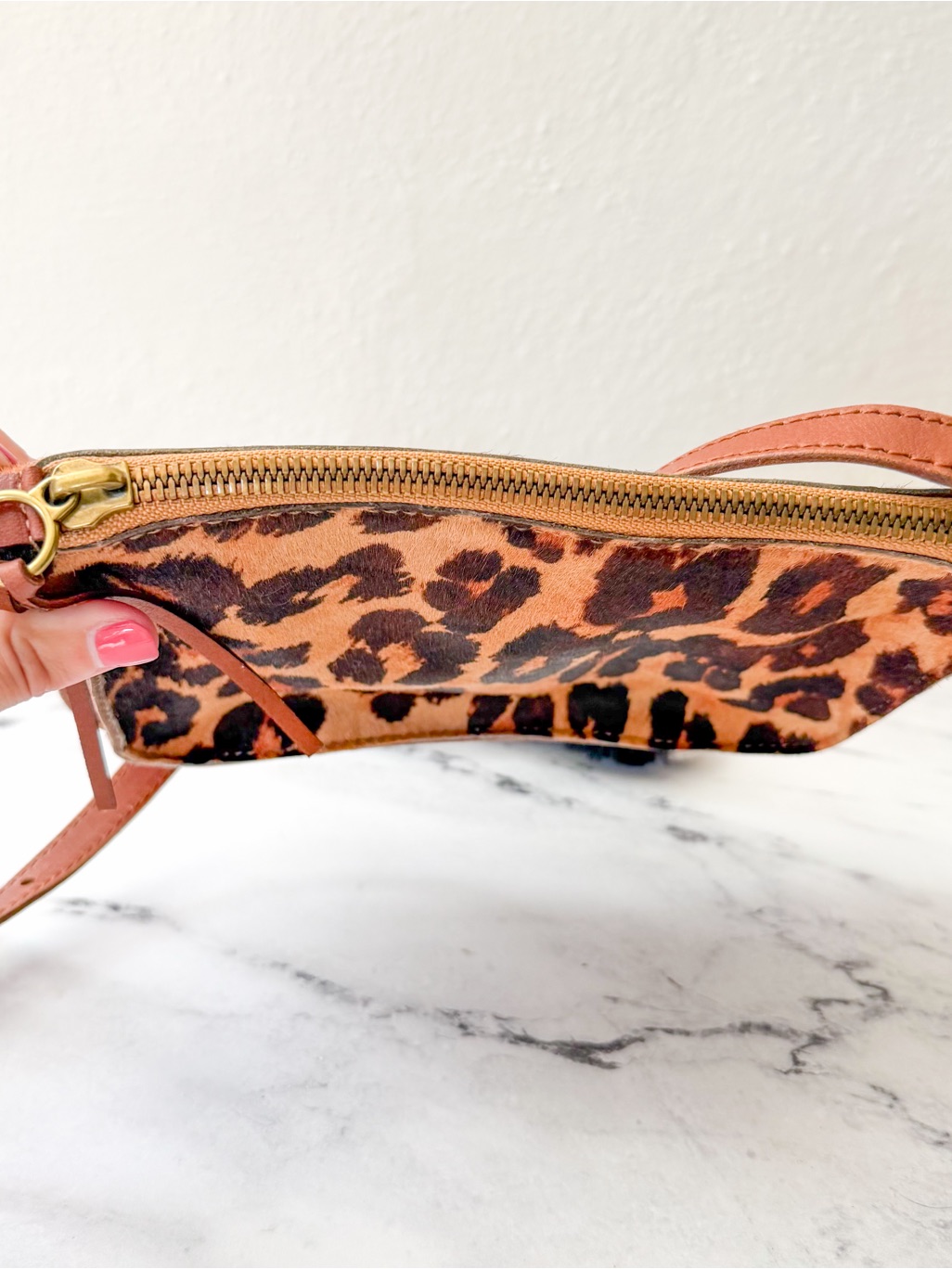 Madewell The Simple Crossbody Bag In Leather & Leopard Print Calf Fur — image 6 of 8